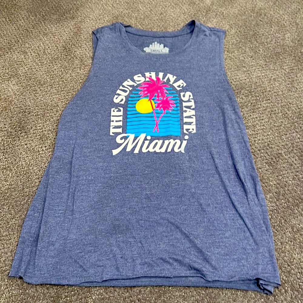 Miami graphic tank
